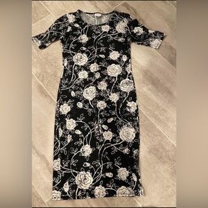 Black & White Floral Julia Dress Lularoe